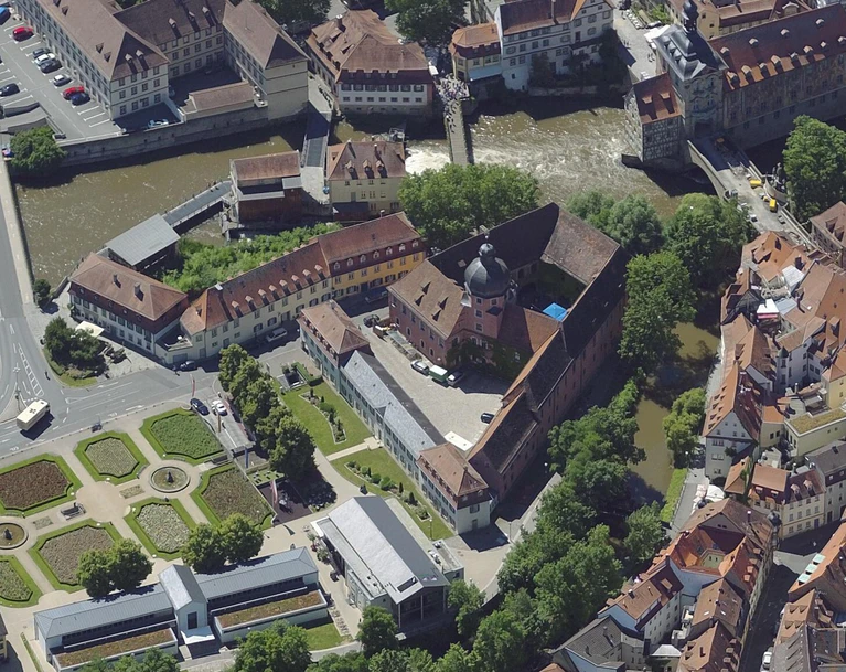  — © 537_Geyerswörthschloss Luftbild2016 aerowest